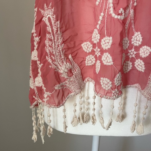 Wishlist Embroidered Cropped Tank - Size L - Picture 8 of 16